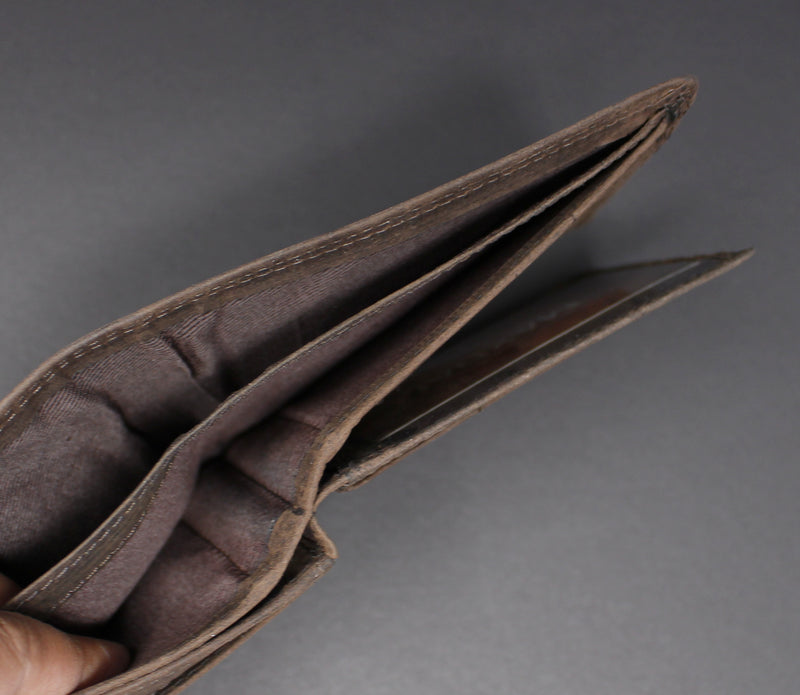 RFID Cowhide Leather Tri-Fold Wallet With A Slide Out Removable Card Case