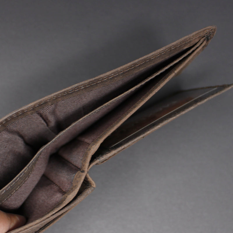 RFID Cowhide Leather Tri-Fold Wallet With A Slide Out Removable Card Case