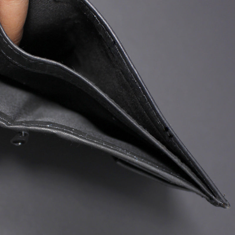 RFID Cowhide Leather Bi-Fold Slim Wallet