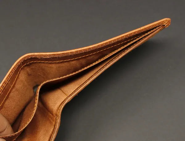 RFID Distressed Oil Pull Up Full-Grain Leather Bi-Fold Wallet