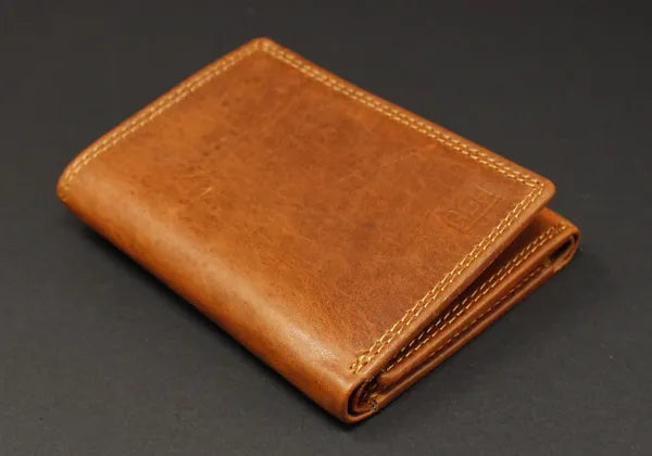 RFID Distressed Oil Pull Up Full-Grain Leather Tri-Fold Wallet